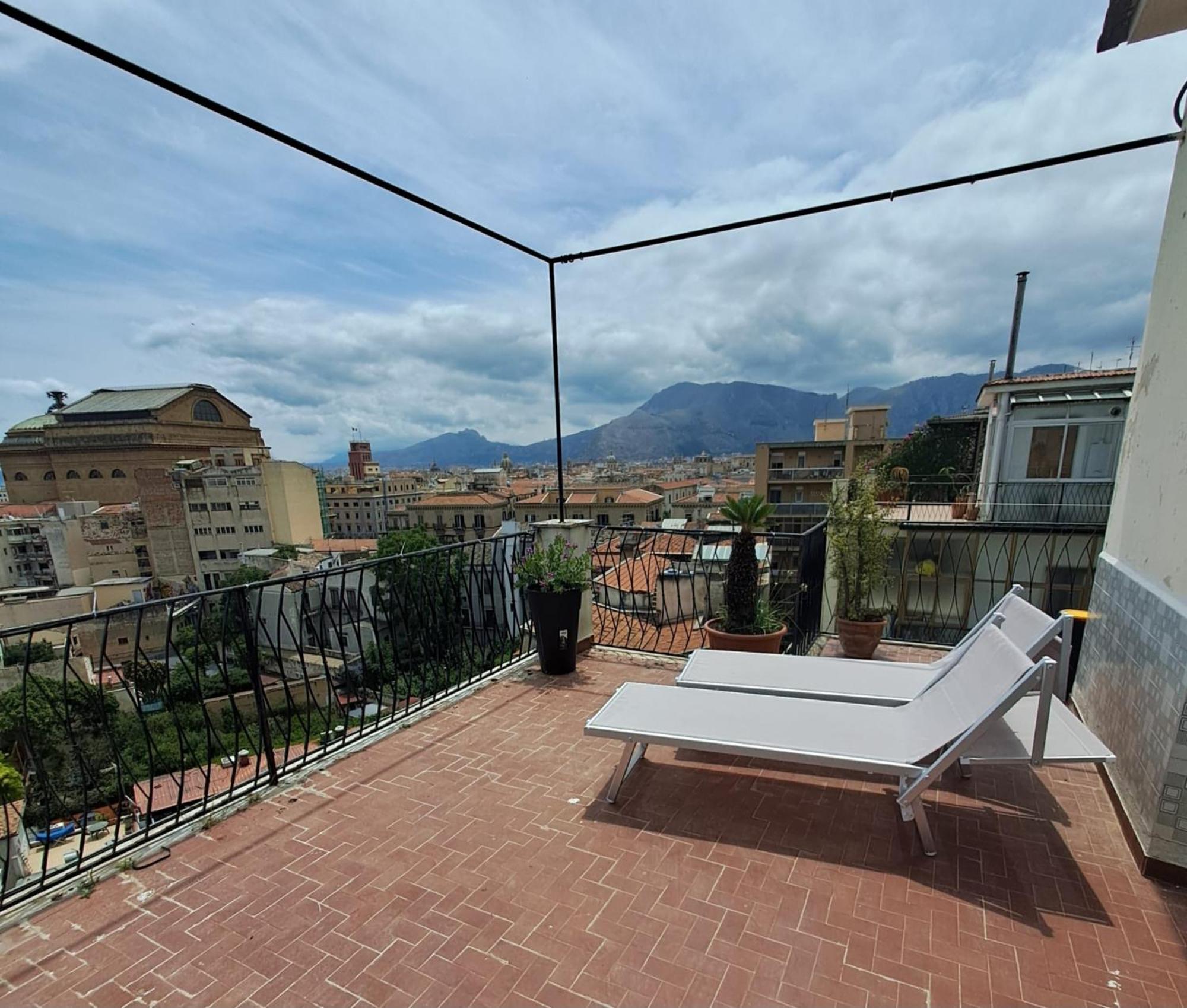 Residenza Paola Daire Palermo Dış mekan fotoğraf